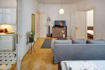 Old Town Square Premium Aparthotel 4*